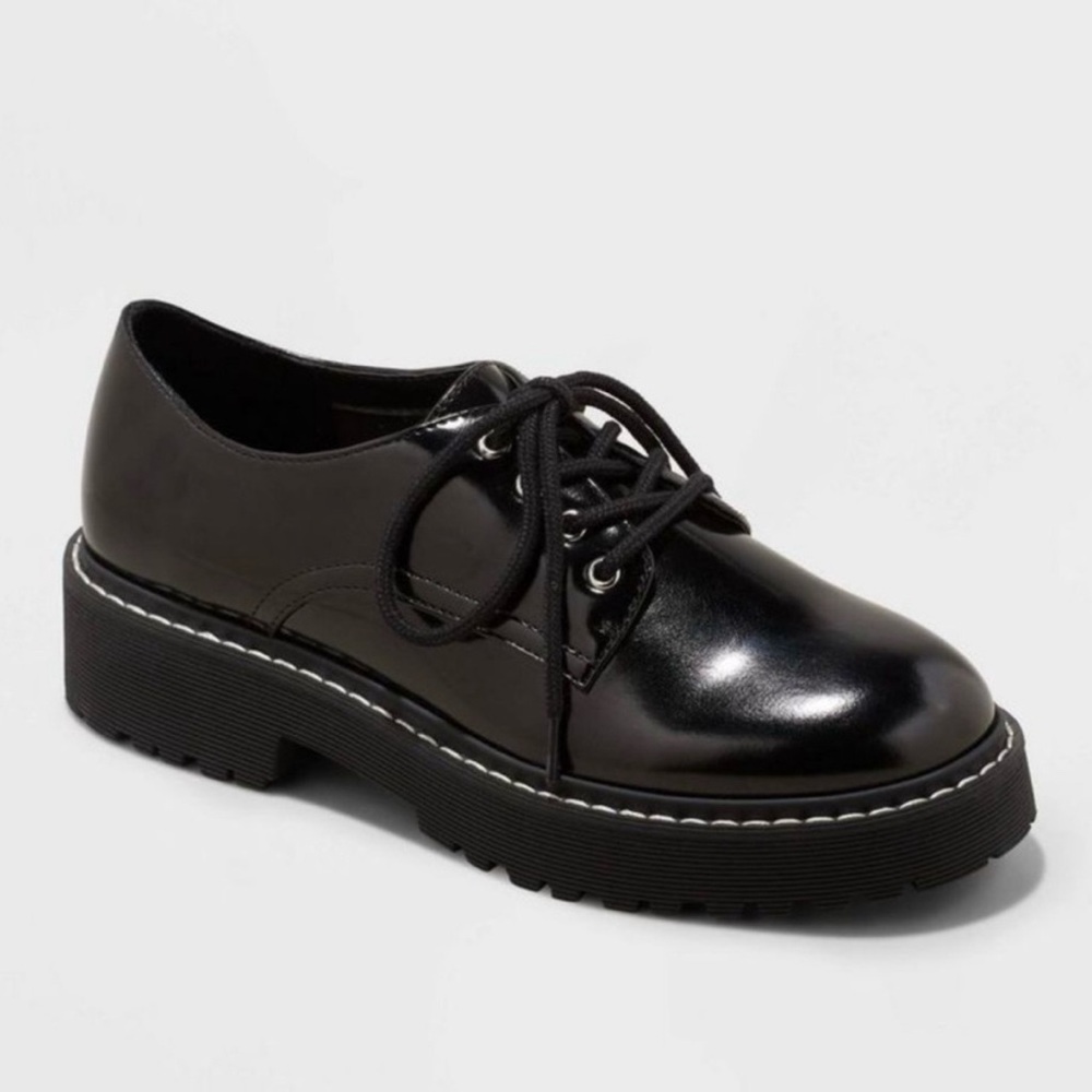 A New Day Faith Black Faux Patent Leather Lace Up Lug Sole Oxfords NWT